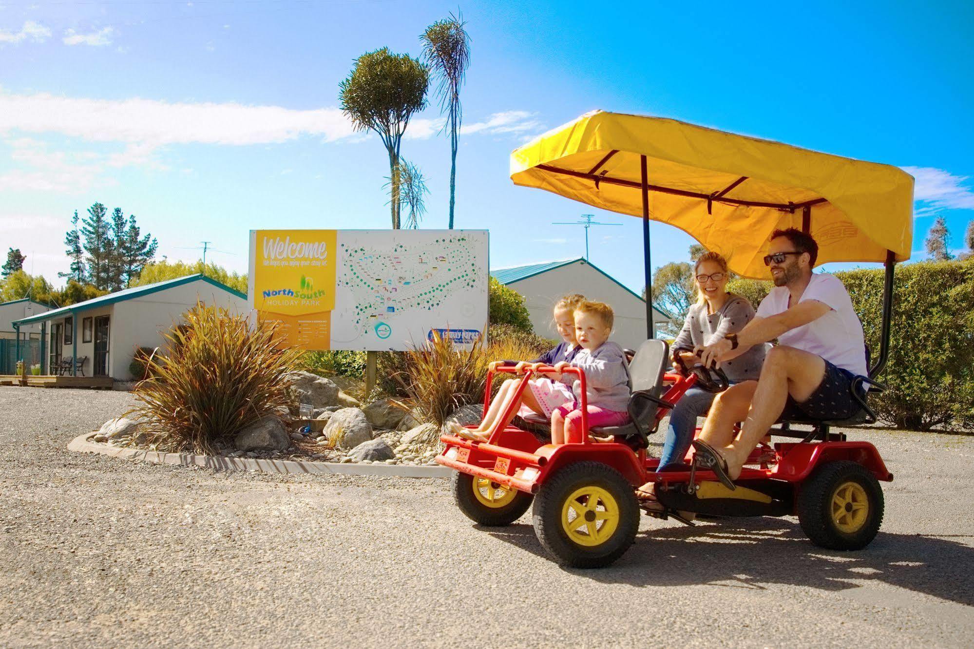 North South Holiday Park Christchurch Ngoại thất bức ảnh